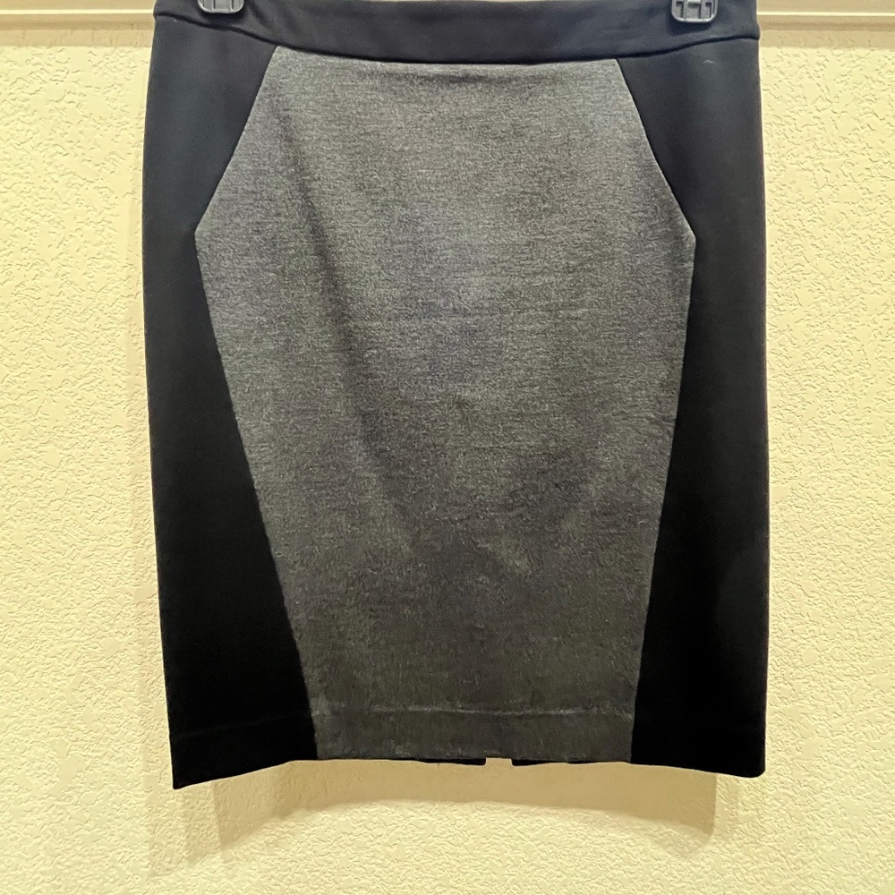 LOFT black and gray pencil skirt size 10